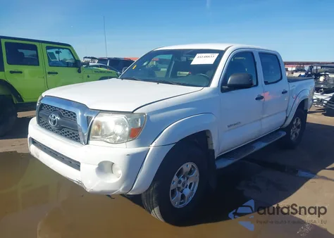 2010 Toyota Tacoma Prerunner V6 z USA, uszkodzony, nr VIN 3TMJU4GNXAM108478